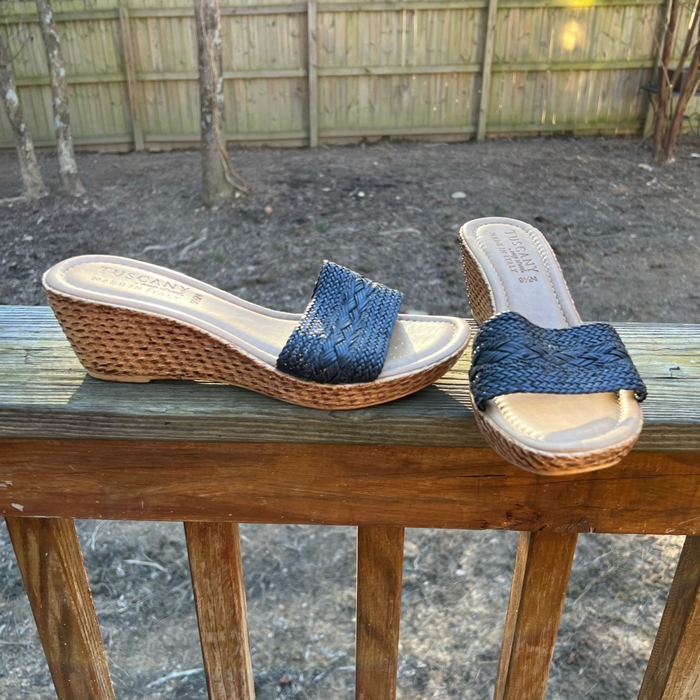 TUSCANY by Easy Street Slip on Sandals size 9.5 N